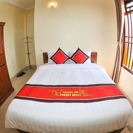 Trang An Luxury Hotel นิญบิ่ญ ภายนอก รูปภาพ