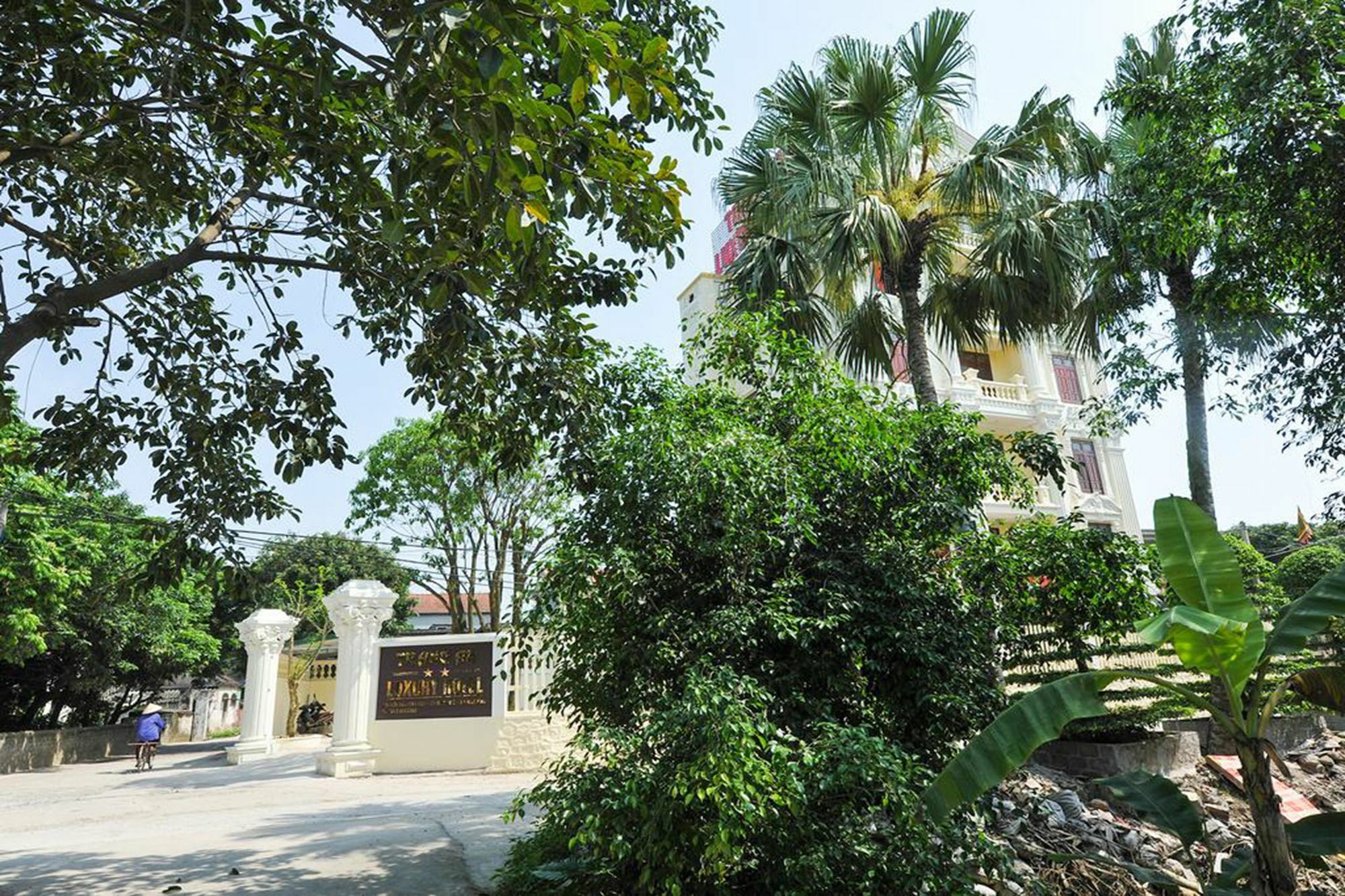Trang An Luxury Hotel นิญบิ่ญ ภายนอก รูปภาพ